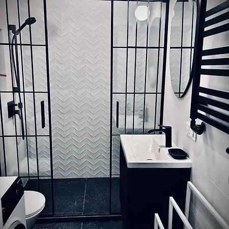 Apartment White Glove Deluxe Stocznia Montownia *